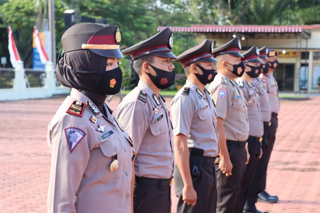 Kapolres Nagan Raya Pimpin Upacara Kenaikan Pangkat Personel Tmt 1 Juli 2022 Tribrata News 6367