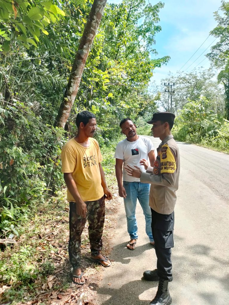 Personel Polsek Beutong Polres Nagan Raya Laksanakan Patroli Dialogis untuk Menjaga Keamanan